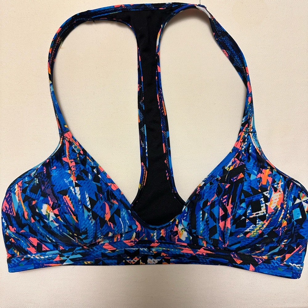 NWOT TYR Bikini Top